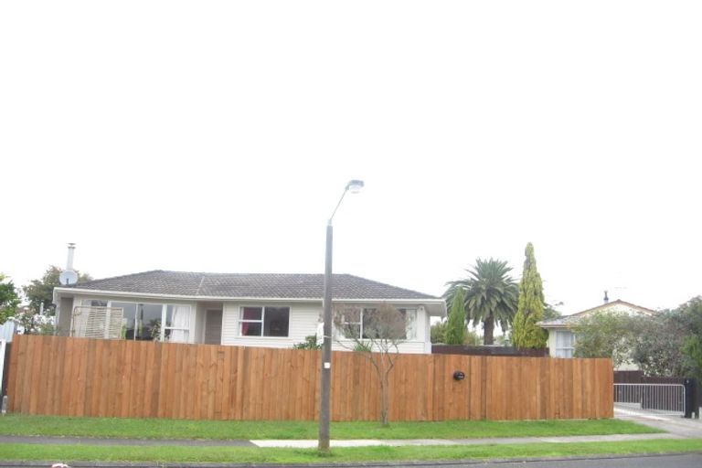 Photo of property in 4 Studfall Street, Pakuranga Heights, Auckland, 2010