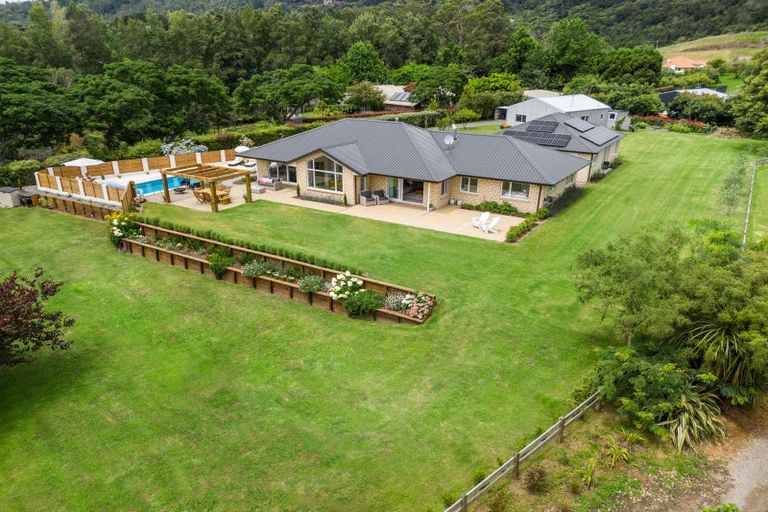 Photo of property in 98a Munro Road, Minden, Tauranga, 3179