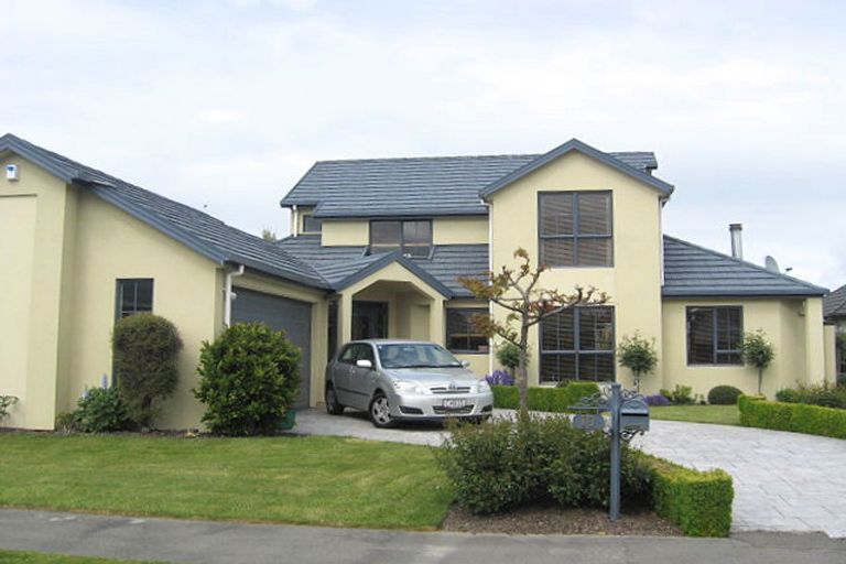 Photo of property in 10 Ballybrack Place, Casebrook, Christchurch, 8051