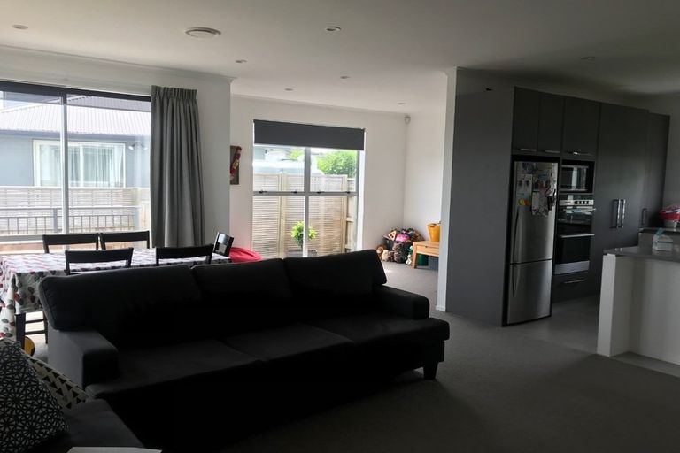 Photo of property in 83 Mackay Drive, Greenhithe, Auckland, 0632