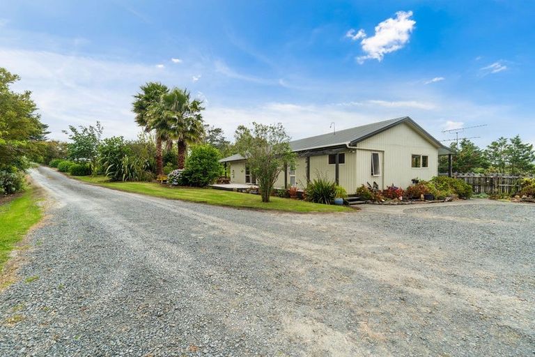 Photo of property in 73 Waiteitei Road, Wellsford, 0974