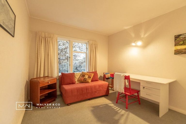 Photo of property in 8 York Avenue, Heretaunga, Upper Hutt, 5018