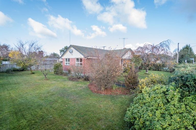 Photo of property in 2 North Street, Winchester, 7985