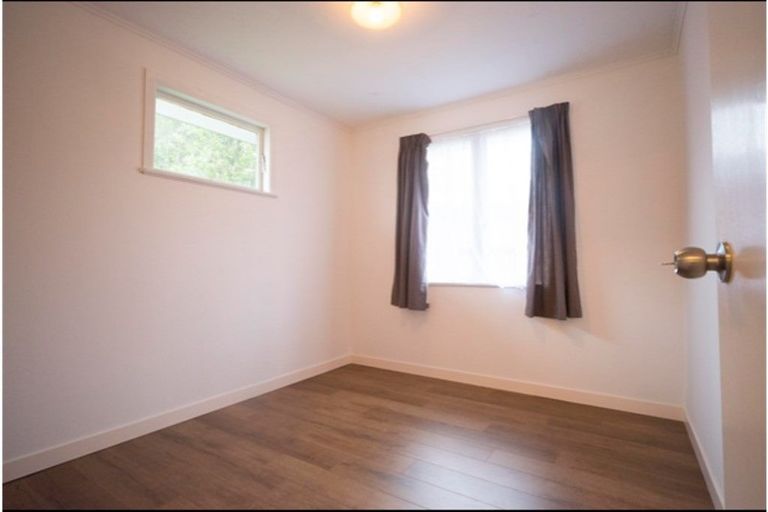 Photo of property in 34 O'donn Avenue, Beach Haven, Auckland, 0626