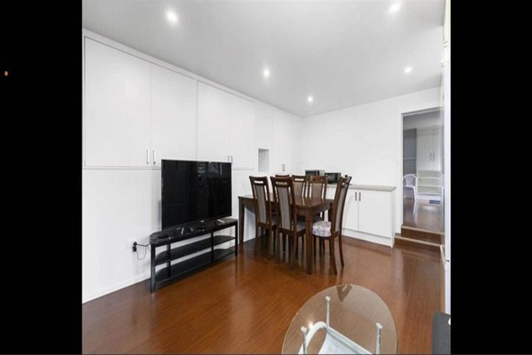 Photo of property in 77a Royal Road, Massey, Auckland, 0614