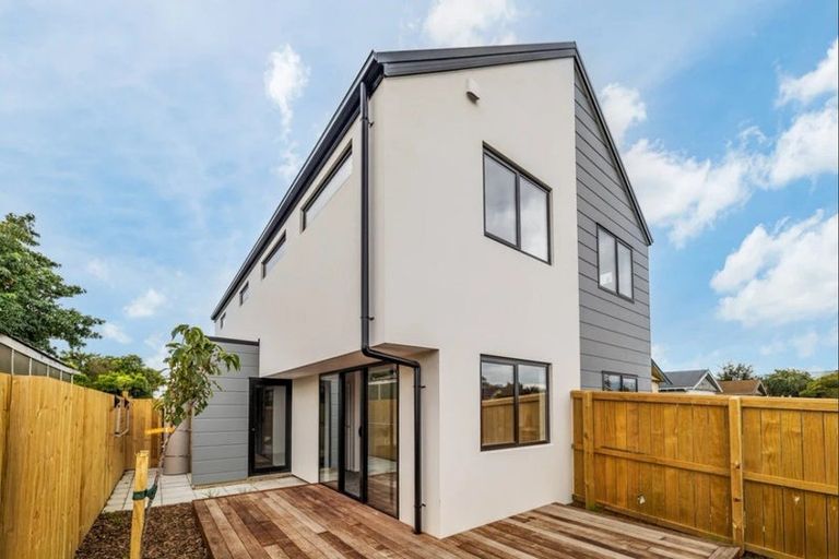 Photo of property in 63c Harrow Street, Phillipstown, Christchurch, 8011