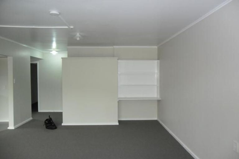 Photo of property in 95 Farmer Crescent, Taita, Lower Hutt, 5011
