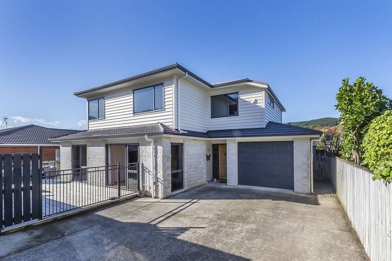 Photo of property in 22a Nathan Street, Tawa, Wellington, 5028