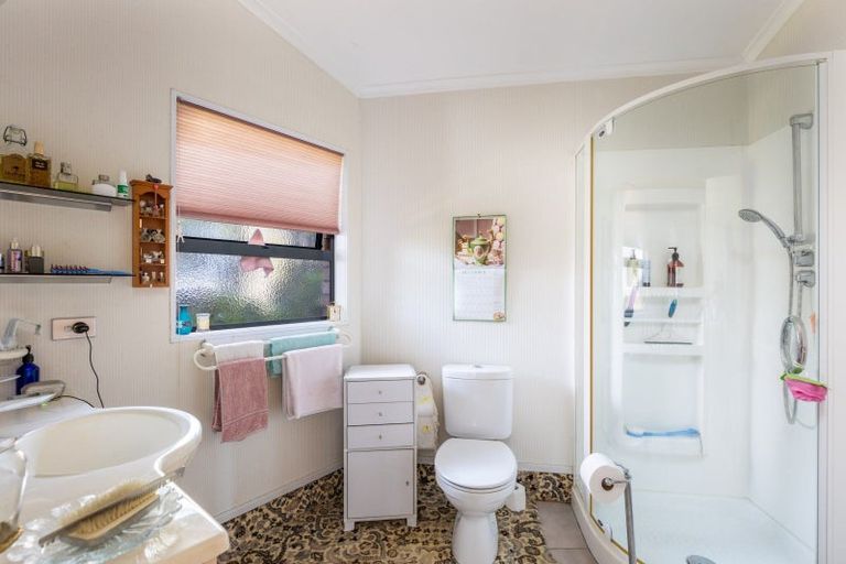 Photo of property in 81 Wallace Place, Westown, New Plymouth, 4310