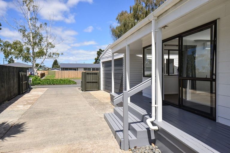 Photo of property in 4a Saint Lukes Place, Bader, Hamilton, 3206