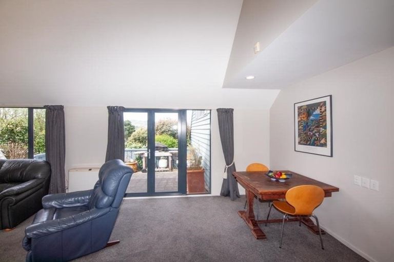 Photo of property in 146 Westchester Drive, Churton Park, Wellington, 6037