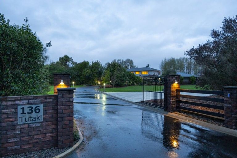 Photo of property in 136 Tutaki Road, Kelvin Grove, Palmerston North, 4470