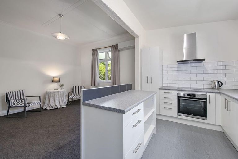 Photo of property in 25 Devon Street, Aro Valley, Wellington, 6021