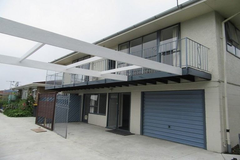 Photo of property in 1/23 Chilton Drive, Mairehau, Christchurch, 8052
