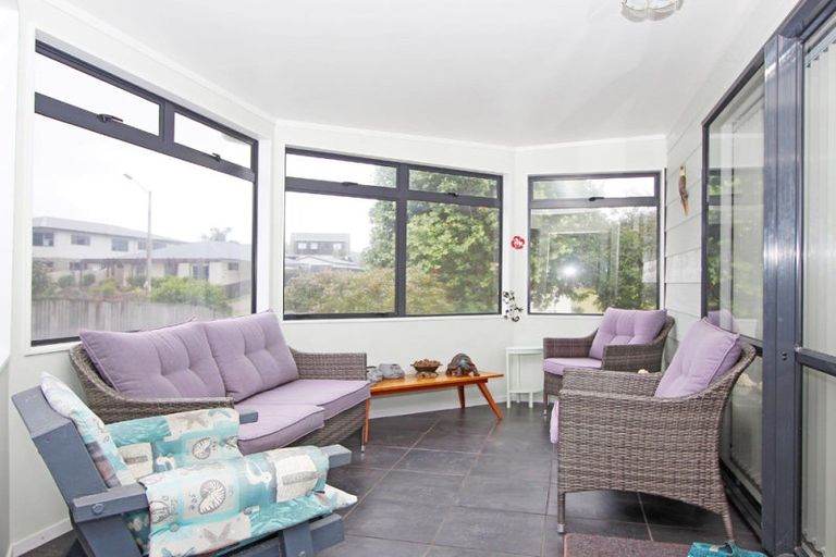 Photo of property in 130 Mayfair Avenue, Whangamata, 3620