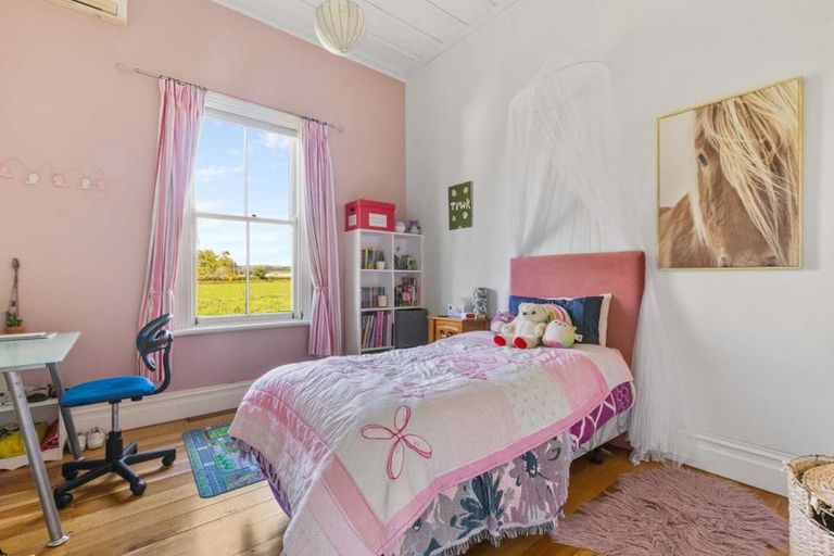 Photo of property in 21 Simmond Road, Karamu, Hamilton, 3285