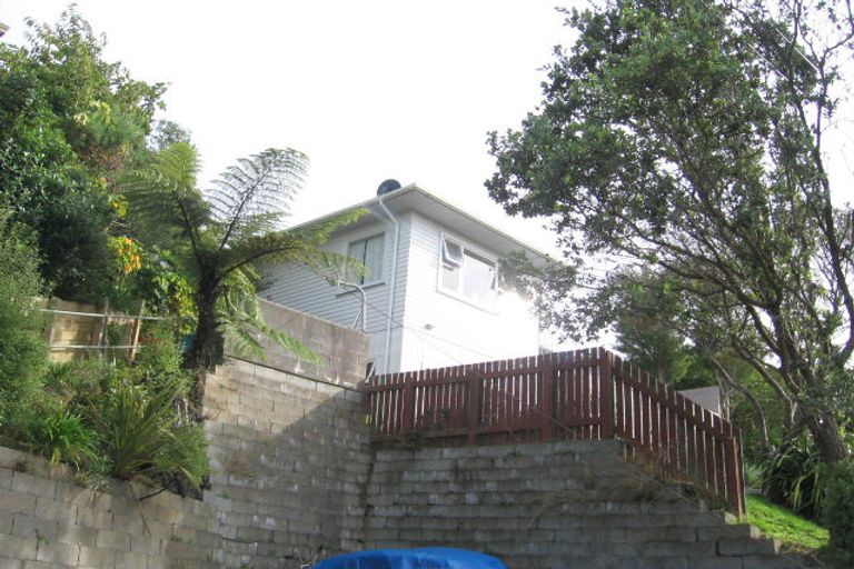 Photo of property in 38 Chester Road, Tawa, Wellington, 5028