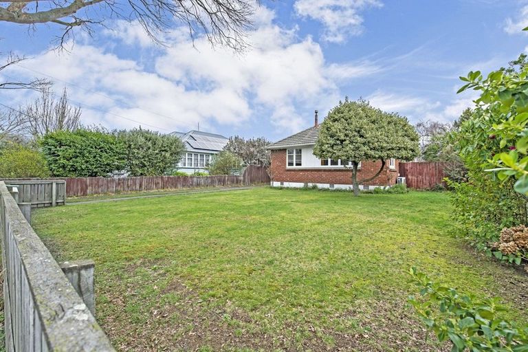 Photo of property in 35 Jebson Street, Mairehau, Christchurch, 8013