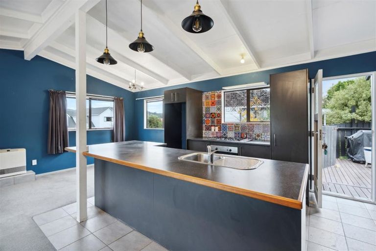Photo of property in 183 Holborn Drive, Stokes Valley, Lower Hutt, 5019