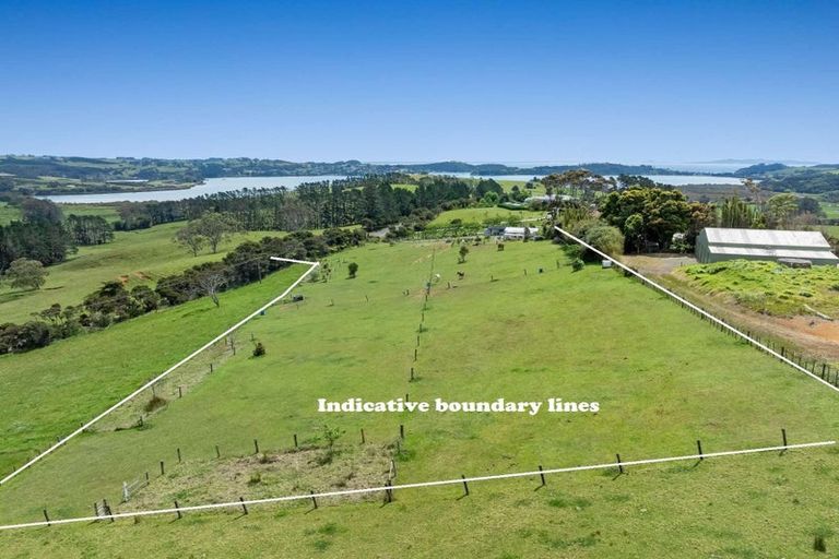 Photo of property in 74 Hihi Road, Mangonui, 0494