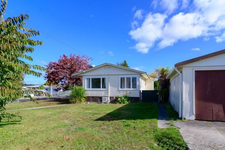 Photo of property in 2 Park Road, Western Heights, Rotorua, 3015