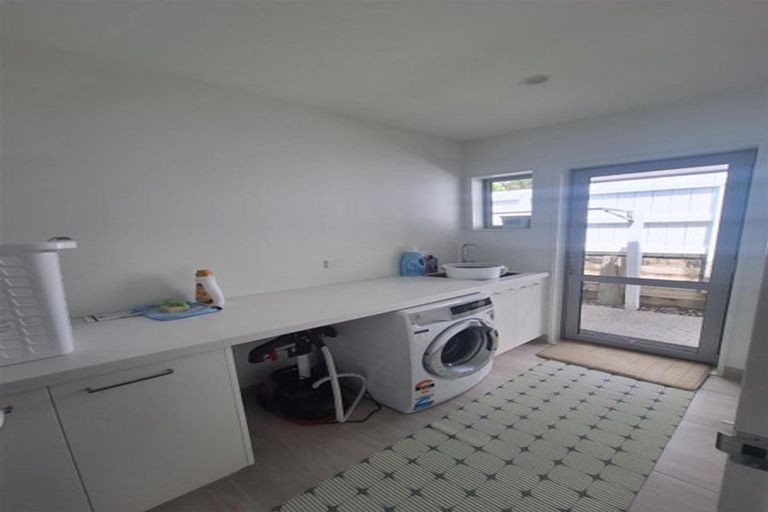 Photo of property in 5 Scout Way, Silverdale, 0932