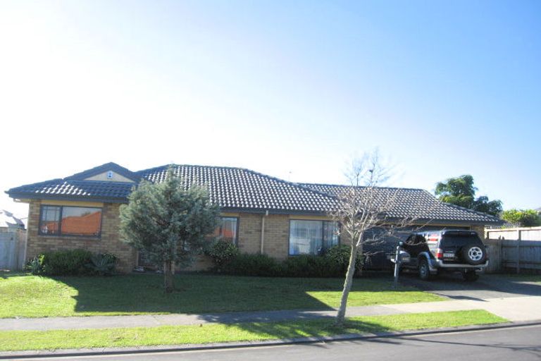 Photo of property in 5 Adair Place, Weymouth, Auckland, 2103