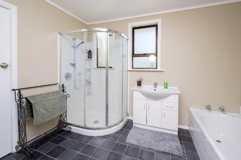 Photo of property in 180 Katene Road, Normanby, Hawera, 4675