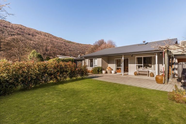 Photo of property in 40 Bedford Street, Arrowtown, 9302