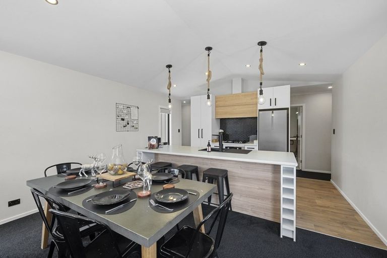 Photo of property in 6 Tuscan Lane, Martinborough, 5711