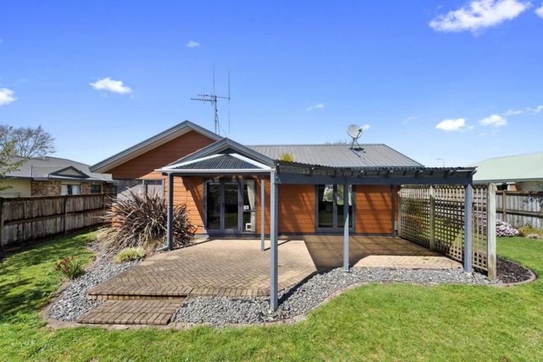 Photo of property in 21 Sarindah Place, Fairview Downs, Hamilton, 3214