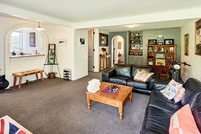 Photo of property in 141b Churton Drive, Churton Park, Wellington, 6037