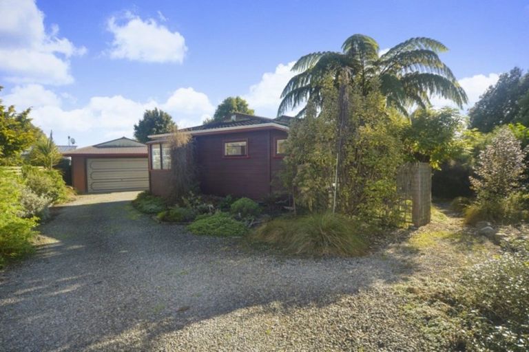 Photo of property in 6 Cobb Place, Otaki, 5512