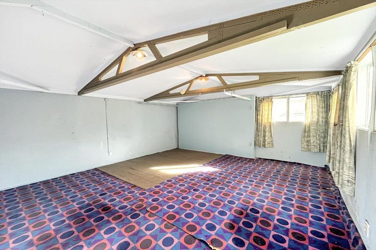 Photo of property in 11 Manawatu Street, Hokowhitu, Palmerston North, 4410