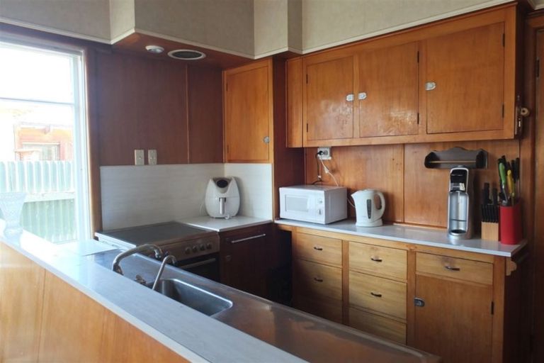 Photo of property in 27 Teviot Street, Oamaru North, Oamaru, 9400