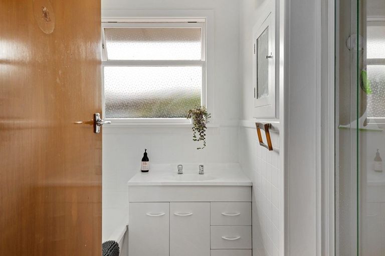 Photo of property in 77 Veitches Road, Casebrook, Christchurch, 8051