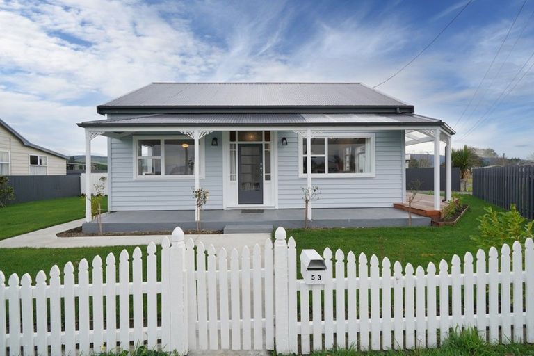 Photo of property in 53 Elles Road, Otautau, 9610