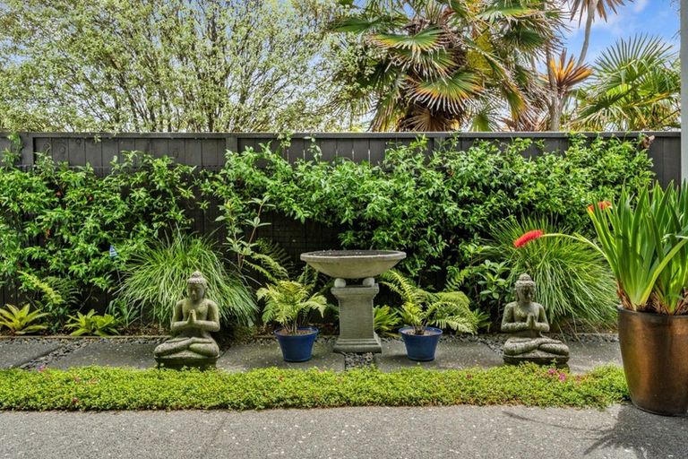 Photo of property in 24 Hugo Way, Papamoa Beach, Papamoa, 3118