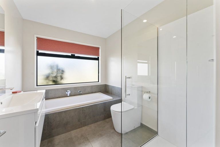 Photo of property in 41 Watkins Drive, Rangiora, 7400