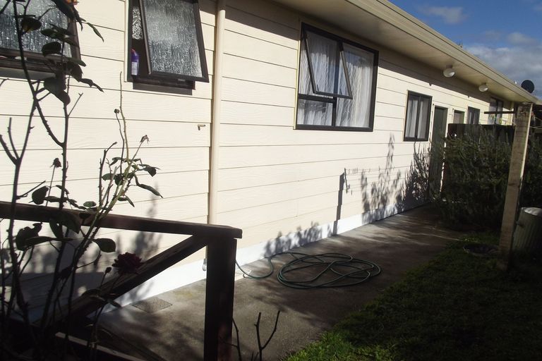 Photo of property in 2b Costley Street, Carterton, 5713