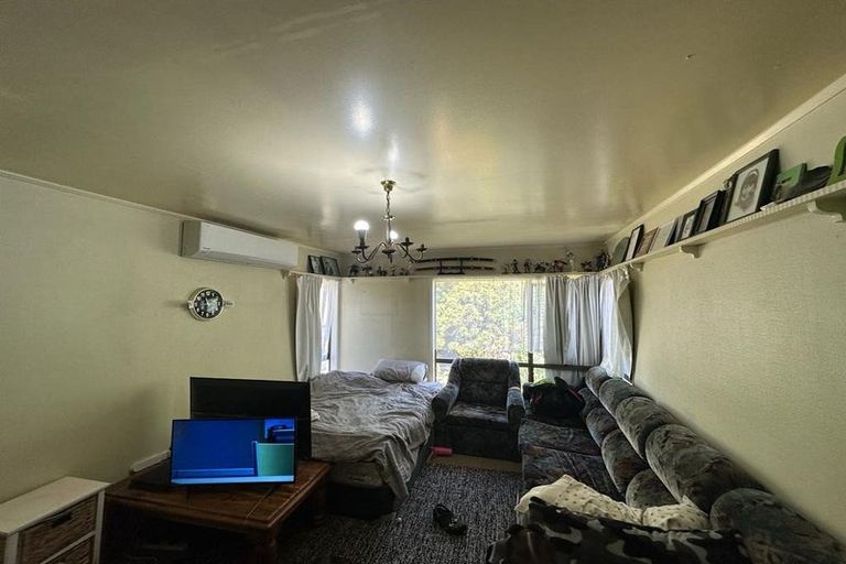 Photo of property in 226 Mahia Road, Weymouth, Auckland, 2103