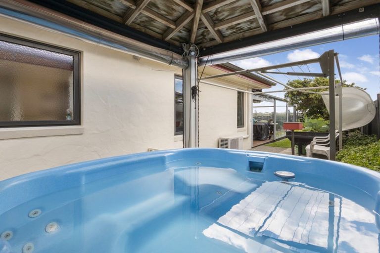 Photo of property in 22 Donnington Place, Bethlehem, Tauranga, 3110