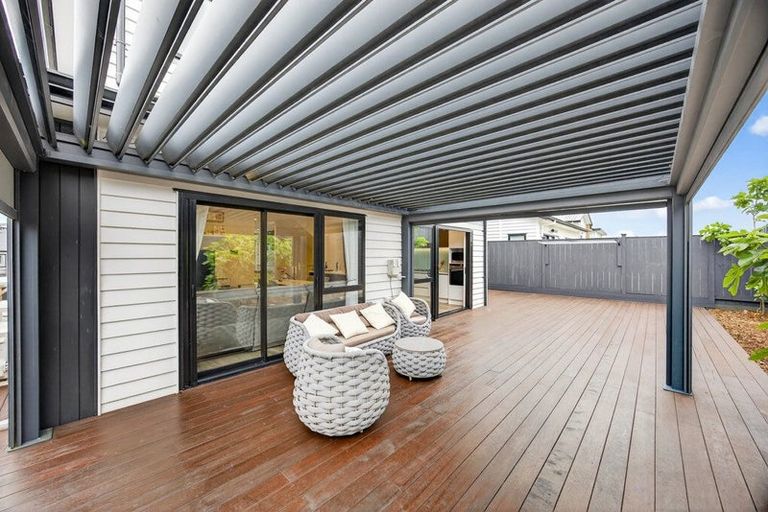 Photo of property in 26 Bendridge Street, Flat Bush, Auckland, 2019