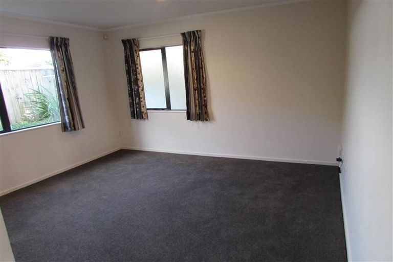 Photo of property in 4/19 Roanoke Way, Albany, Auckland, 0632