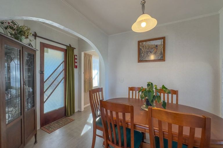 Photo of property in 49 Neal Street, Putaruru, 3411