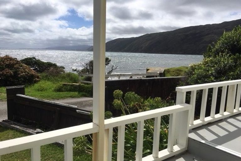 Photo of property in 25 Ocean Parade, Pukerua Bay, 5026