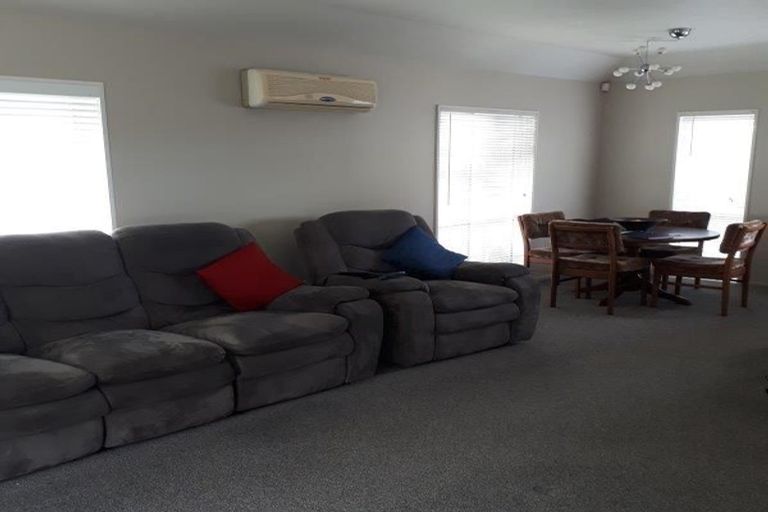 Photo of property in 135 Dunbars Road, Halswell, Christchurch, 8025