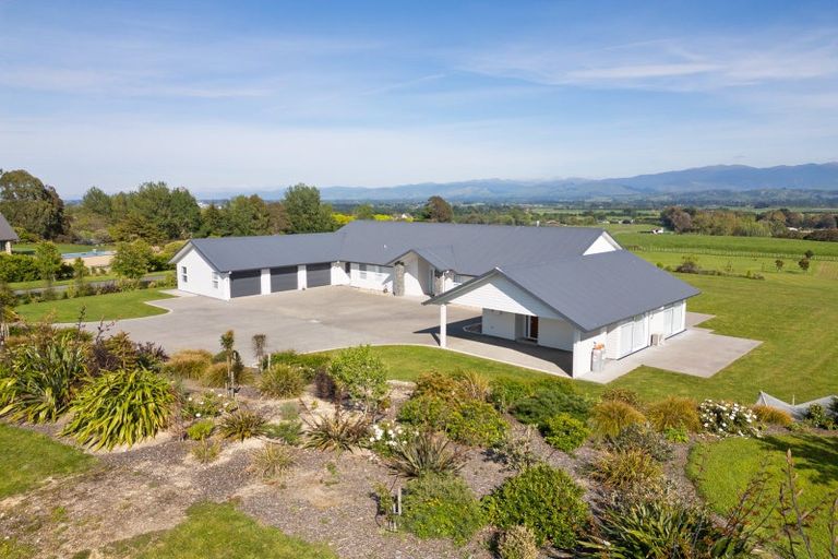 Photo of property in 15 Ardsley Lane, Lansdowne, Masterton, 5810