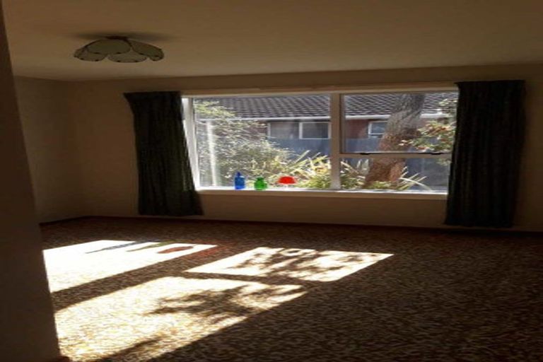 Photo of property in 2/42 Strathfield Avenue, Dallington, Christchurch, 8061