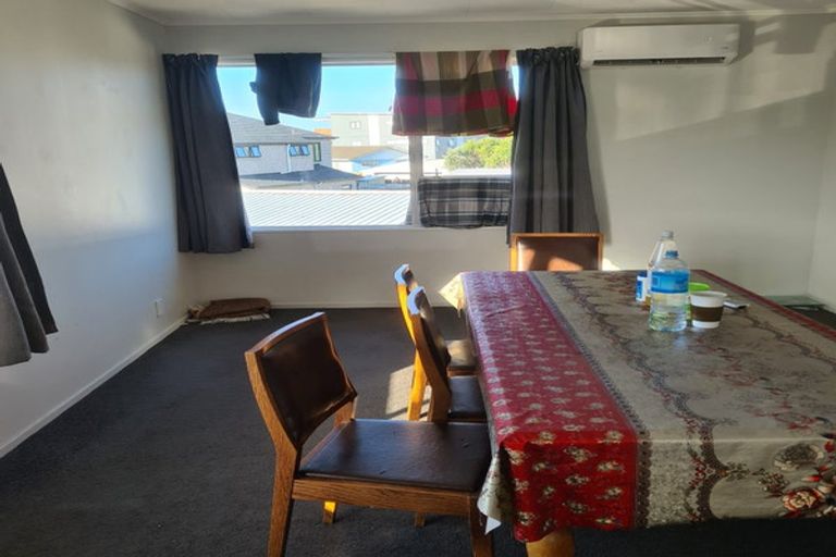 Photo of property in 13 Funnell Place, Manurewa, Auckland, 2102